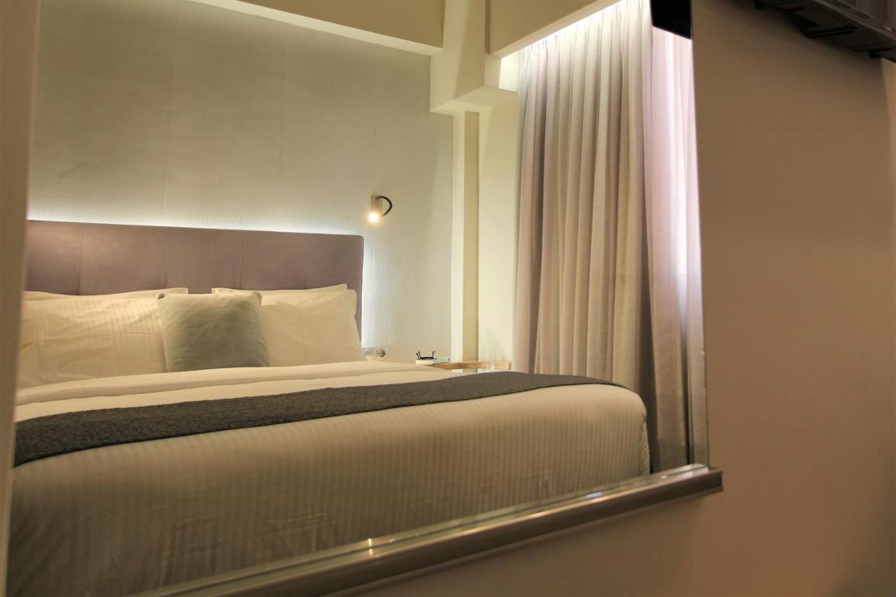 Aiolos Apartments Ermou 64 Monastiraki, Plaka 4Th Floor أثينا المظهر الخارجي الصورة
