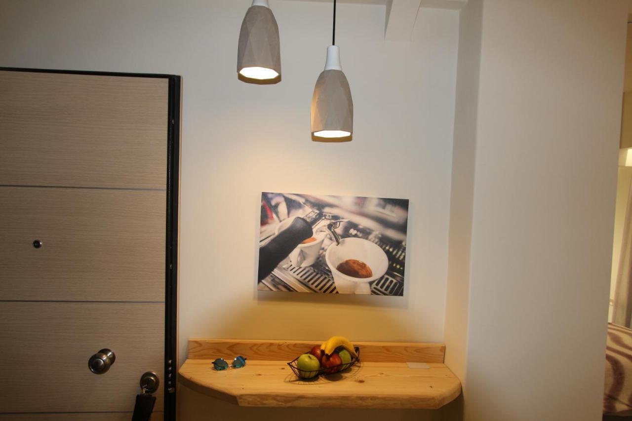 Aiolos Apartments Ermou 64 Monastiraki, Plaka 4Th Floor أثينا المظهر الخارجي الصورة